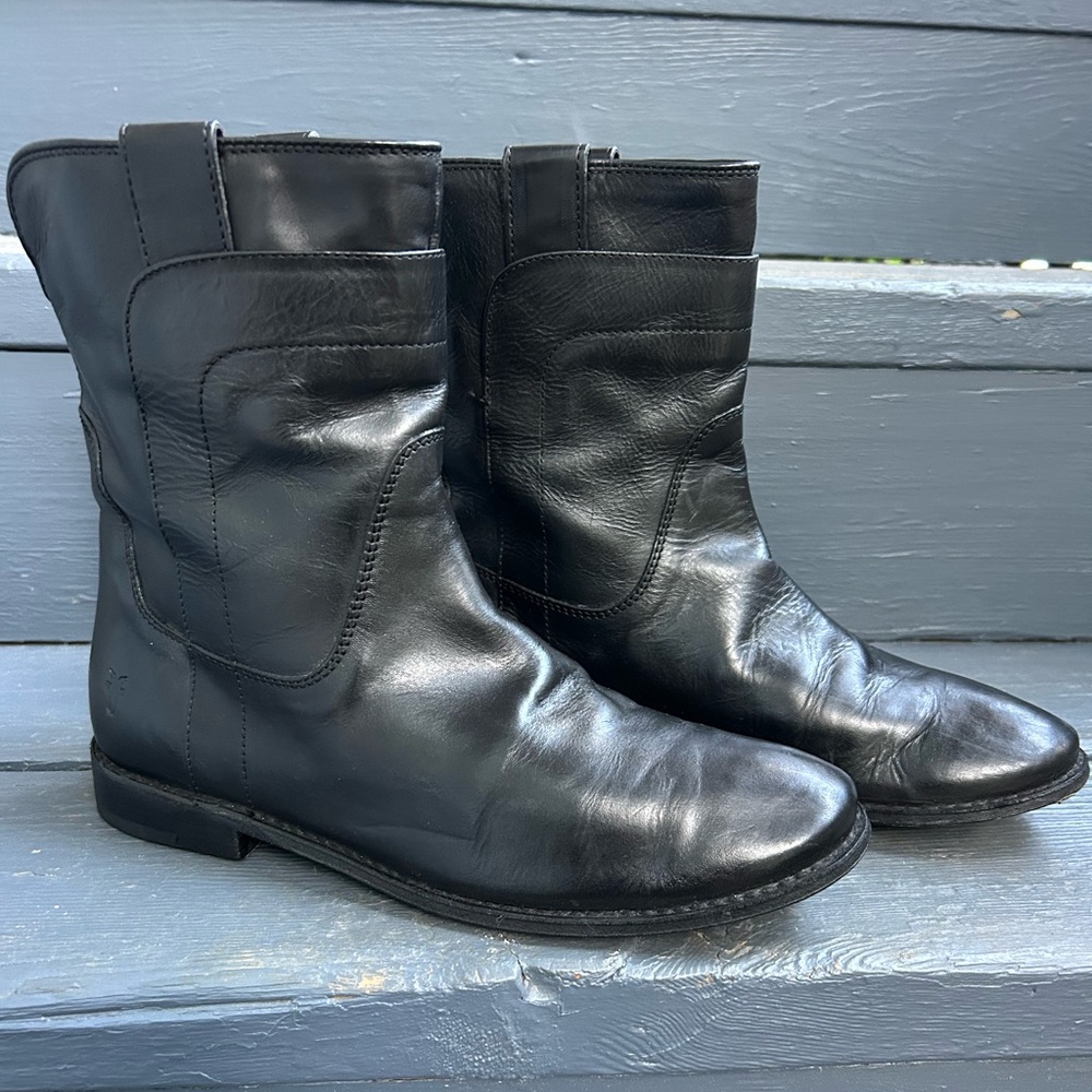 FRYE Paige Short Riding Boot - Picture 9 of 13